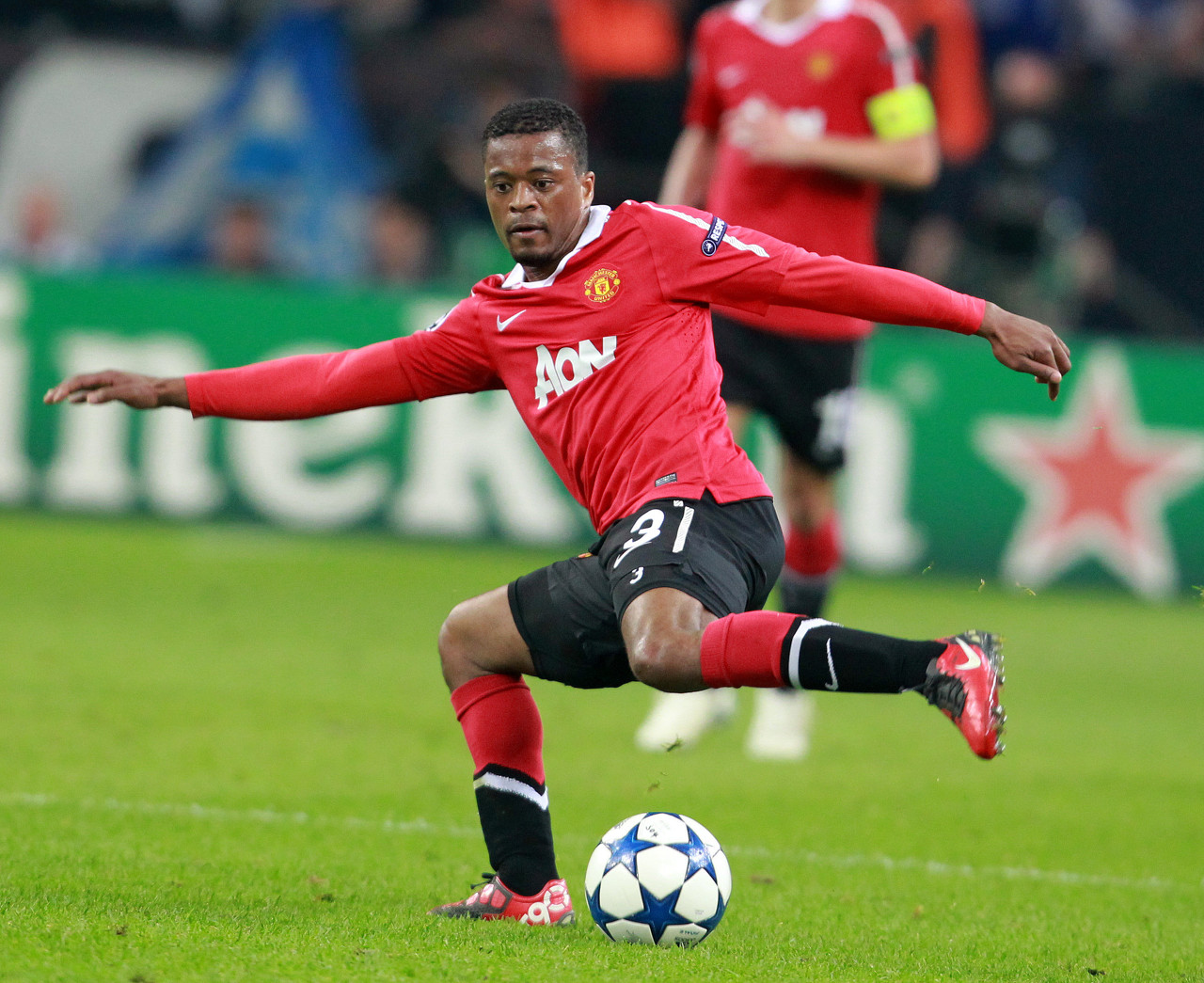 坎通纳领衔 坎通纳领衔